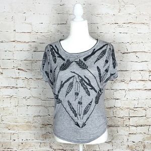 Feather Print Tribal Grey Short Sleeve Top